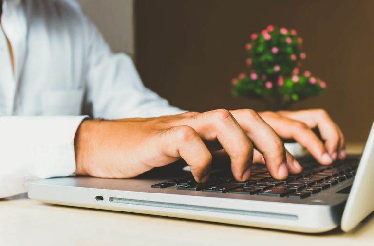 Eco-Friendly Office Supplies: A Sustainable Choice for a Greener Workplace
